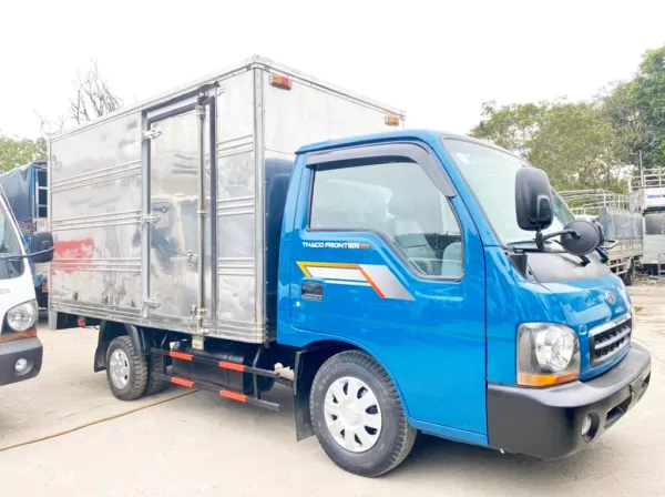 Dịch vụ thay Kính chắn gió xe tải KIA K125 tận nơi